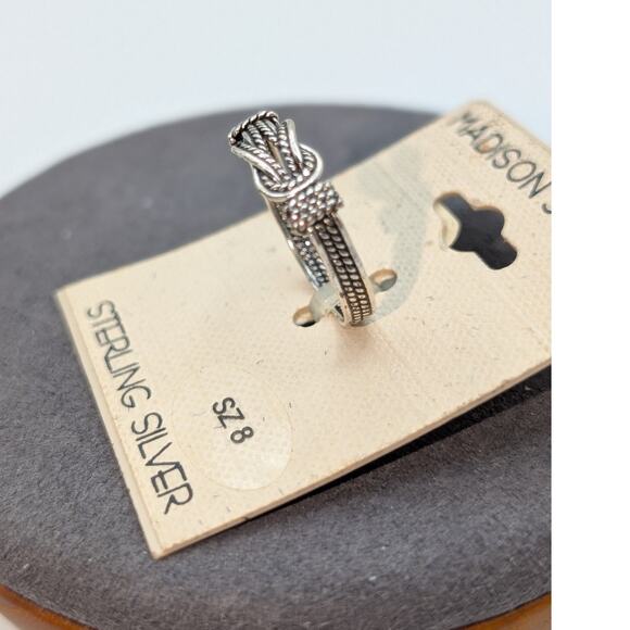 Vintage Madison Studio 925 Sterling Silver Textured Knot Ring Size 8 - Picture 2 of 2